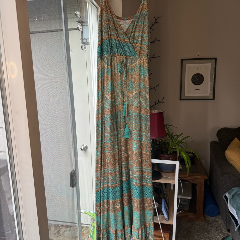 Elegant Teal and Gold Maxi Dress